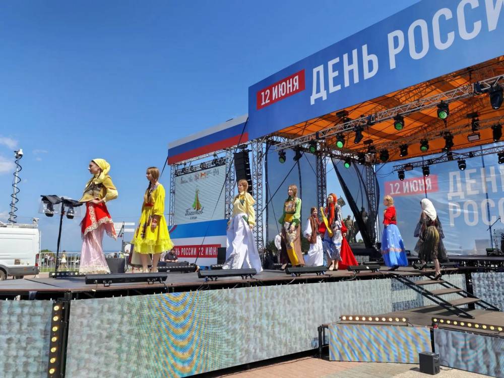 В День России Дворец культуры &laquo;Руслан&raquo; представил проект &laquo;Пластов в моде&raquo; на центральных площадках праздничных мероприятий Ульяновска!