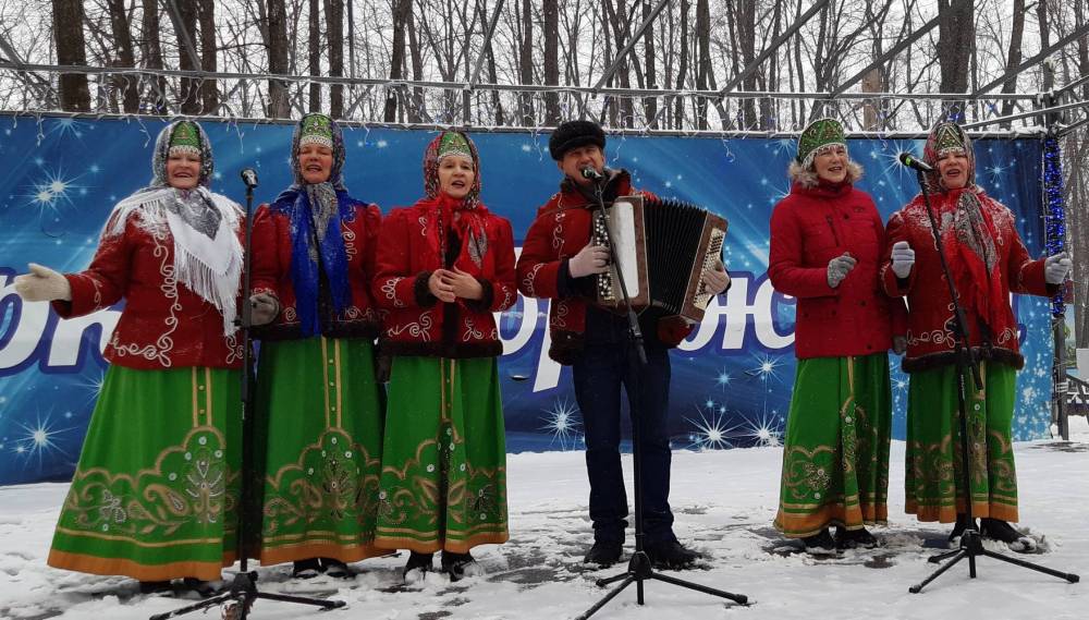 Народные гуляния и зимние забавы в парке &laquo;Прибрежном&raquo;