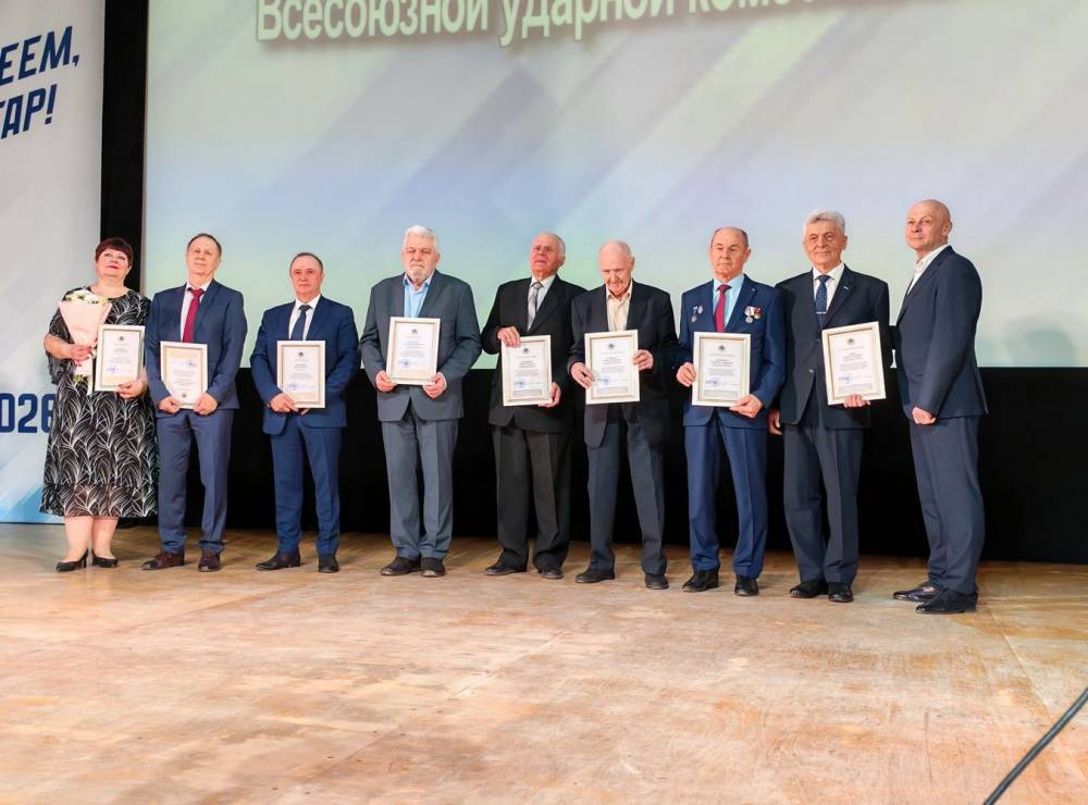 Торжественное собрание ветеранов Ульяновского авиационного промышленного комплекса