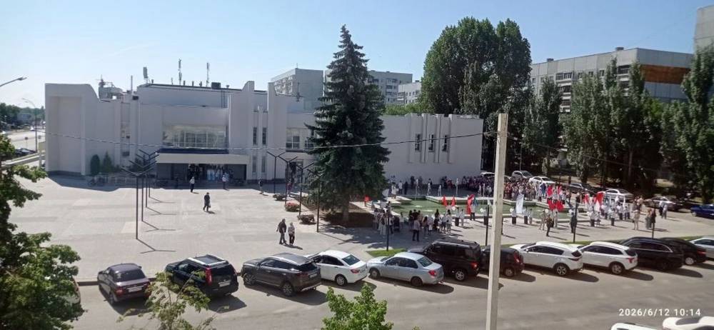 Торжественное открытие фонтана на площади ДК &laquo;Руслан&raquo;