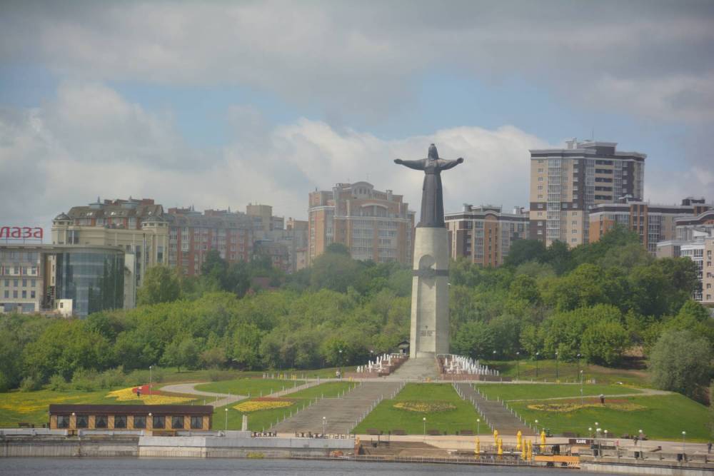 Администрация города организовала бесплатную экскурсию для ульяновских семей